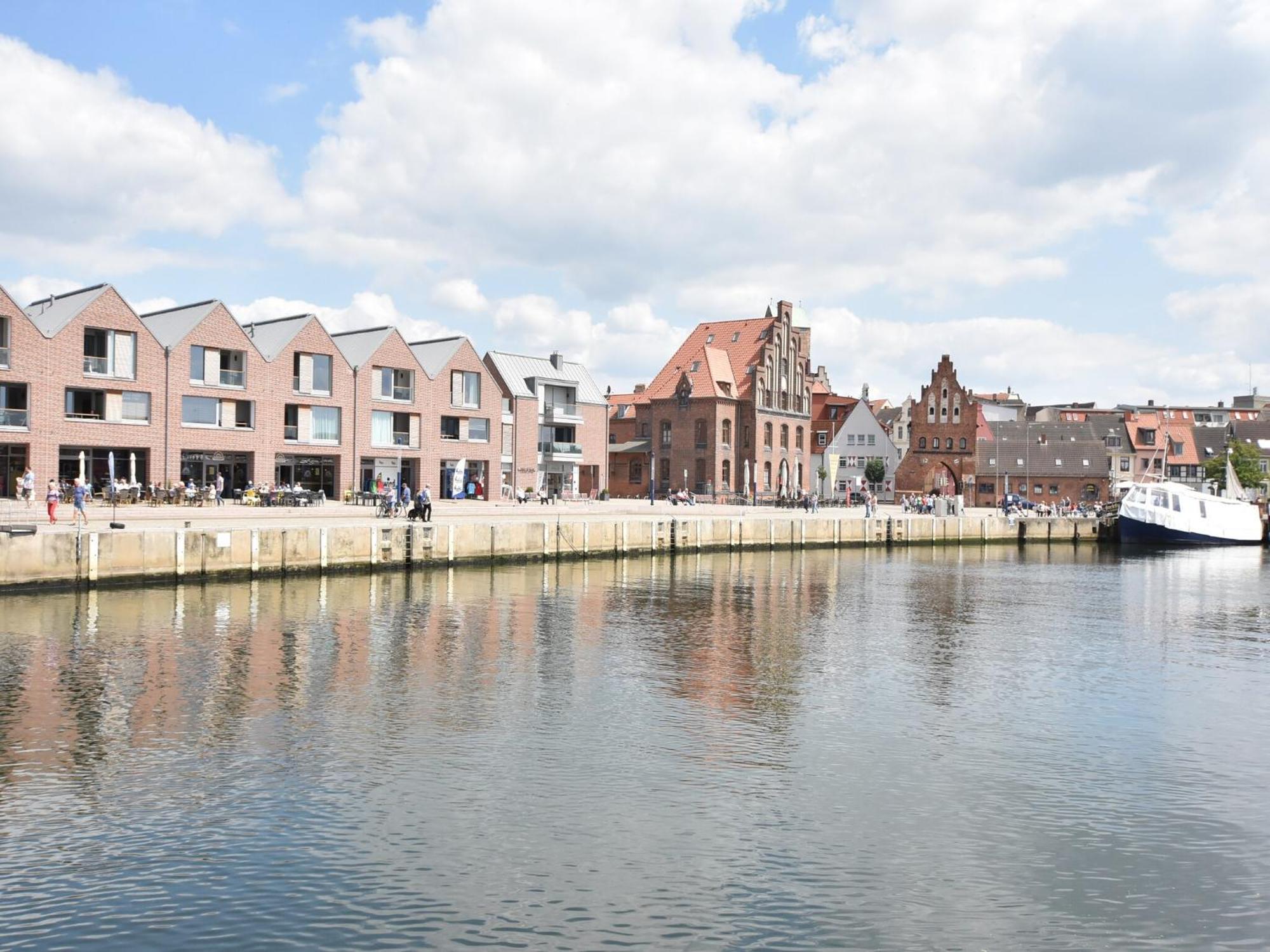 Cozy Apartment In Barnekow With Private Terrace エクステリア 写真
